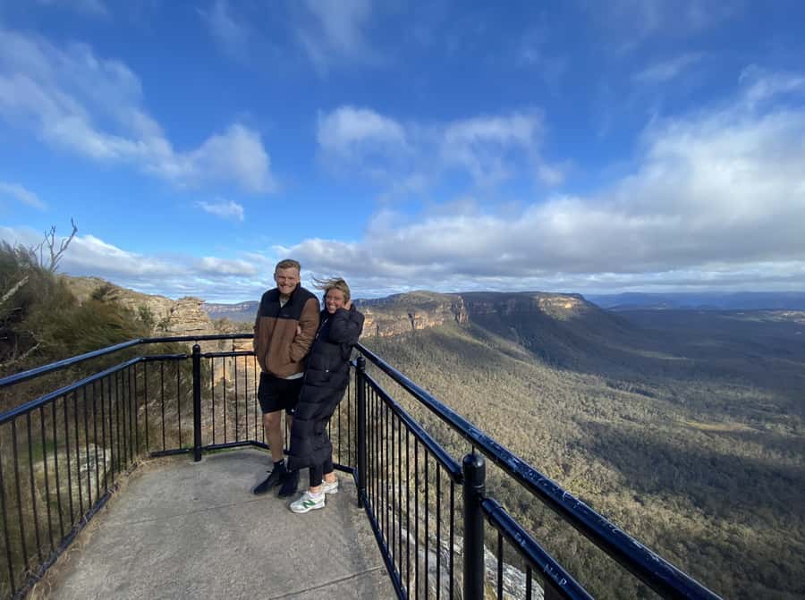 Sydney: Luxury Blue Mountains Adventure with Wentworth Falls - Featherdale Wildlife Park and close-up Australian animals
