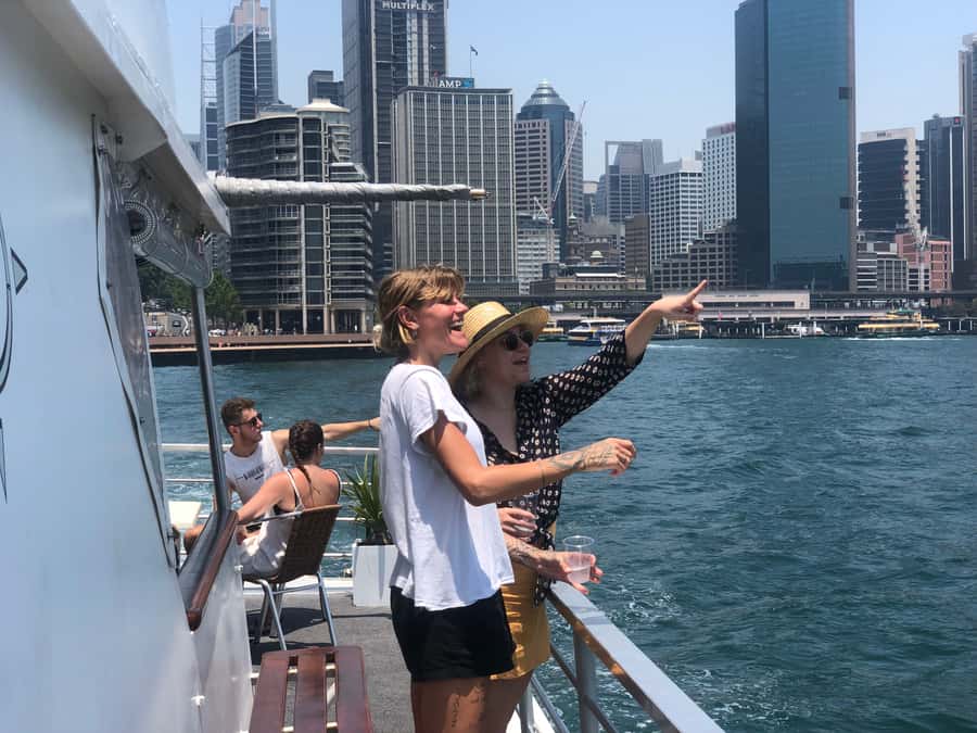 Sydney: Morning or Afternoon Harbour Sightseeing Cruise - The five-minute safety briefing