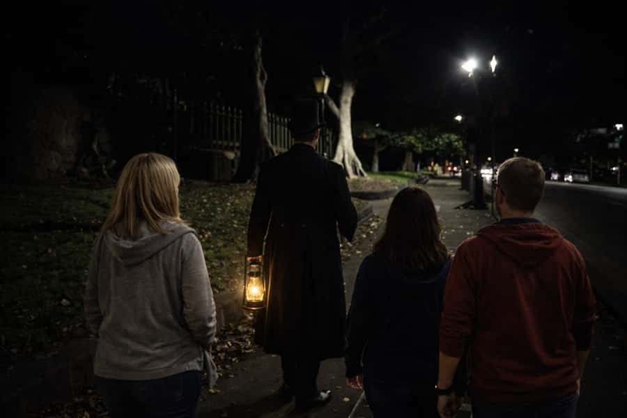 Sydney: Spirits of the Rock and Dark Past Walking Tour - Key points to know before you go
