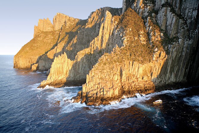 Tasman Peninsula Wilderness Cruise from Port Arthur - Crew, commentary, and safety