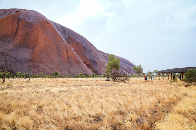 Uluru Morning Guided Base Walk - The air-conditioned coach makes the start easier