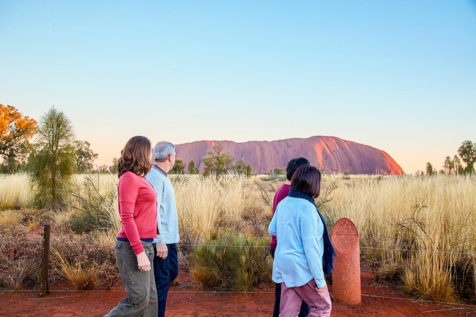 Uluru Sunrise (Ayers Rock) and Kata Tjuta Half Day Trip - What the coach and guide add