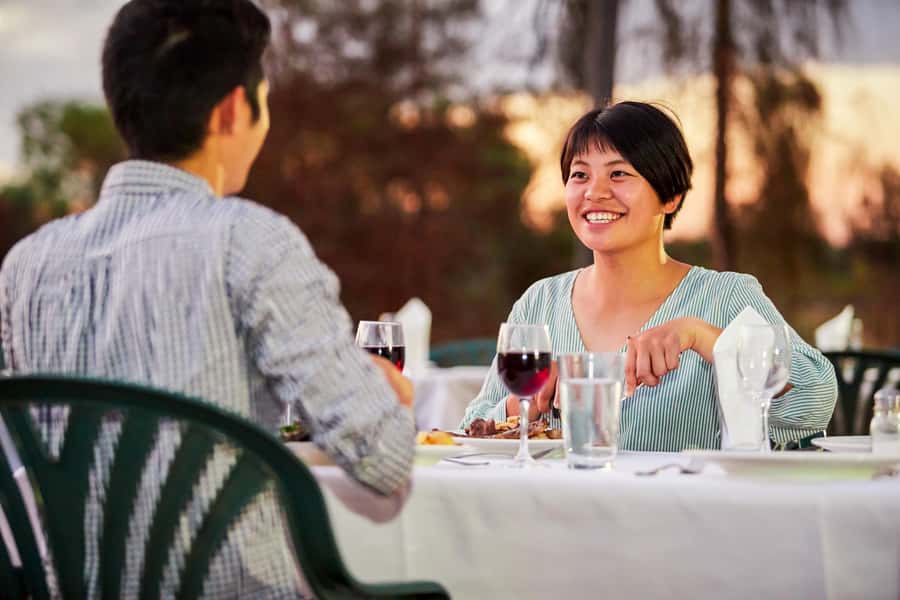 Uluru: Sunset, Sparkling Wine, Cheeseboard & Gourmet BBQ - Should you book the Uluru sunset BBQ?