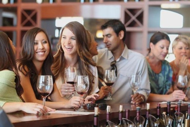 VIP Swan Valley Wine Tour - Premium Small Group Wine & Gourmet Experience - Lunch, cheese, and a welcome break from tasting