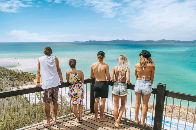 Whitehaven Beach and Hill Inlet Day Trip: Chill and Grill - The crowd question
