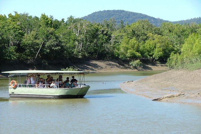 Whitsunday Crocodile Safari - Leaving Airlie Beach for wild Whitsunday