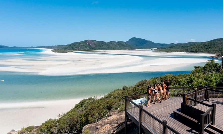 Whitsunday: Whitsunday Islands Tour with Snorkeling & Lunch - A Fast Start From the Whitsunday Coast