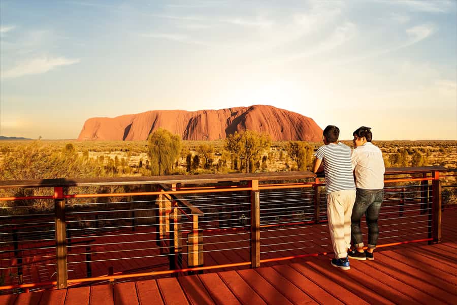 Yulara: Uluru Sunrise and Kata Tjuta Day Trip by Bus - Key points at a glance
